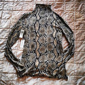 BABATON Turtleneck Size S ~ Aritzia Turtleneck ~ Snake skin Top ~ new with tag